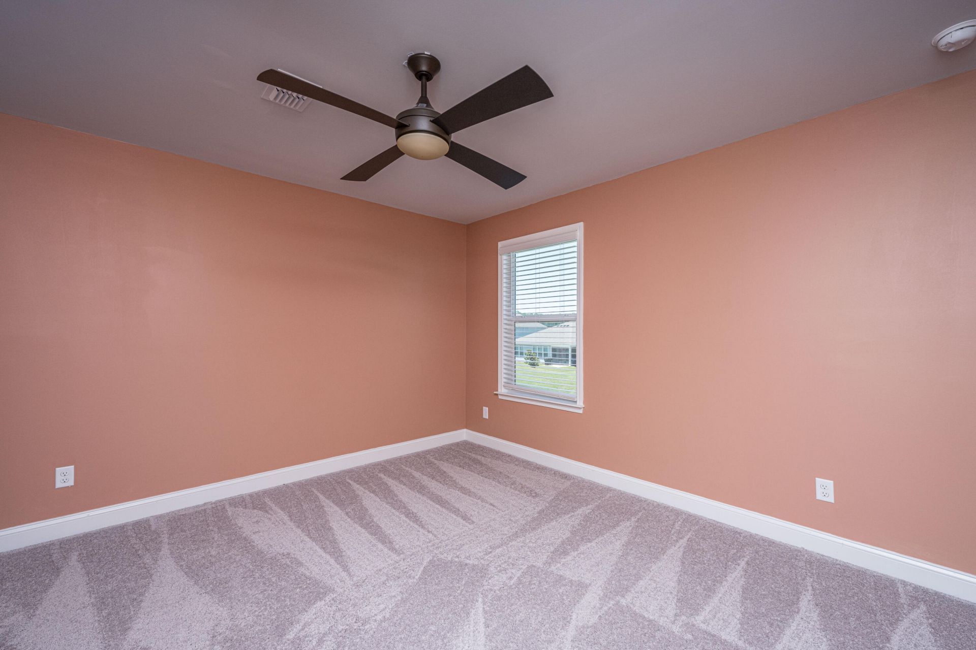 322 Autumn Azalea Way Photo 34