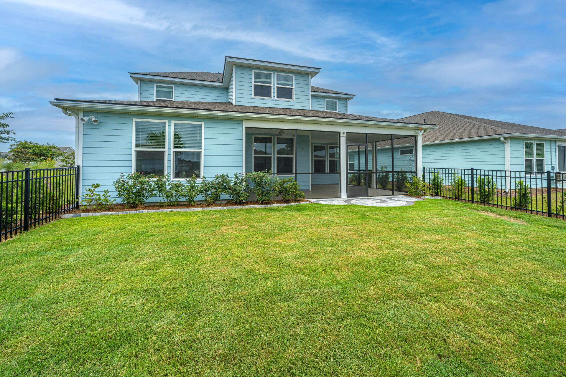 322 Autumn Azalea Way Photo 4