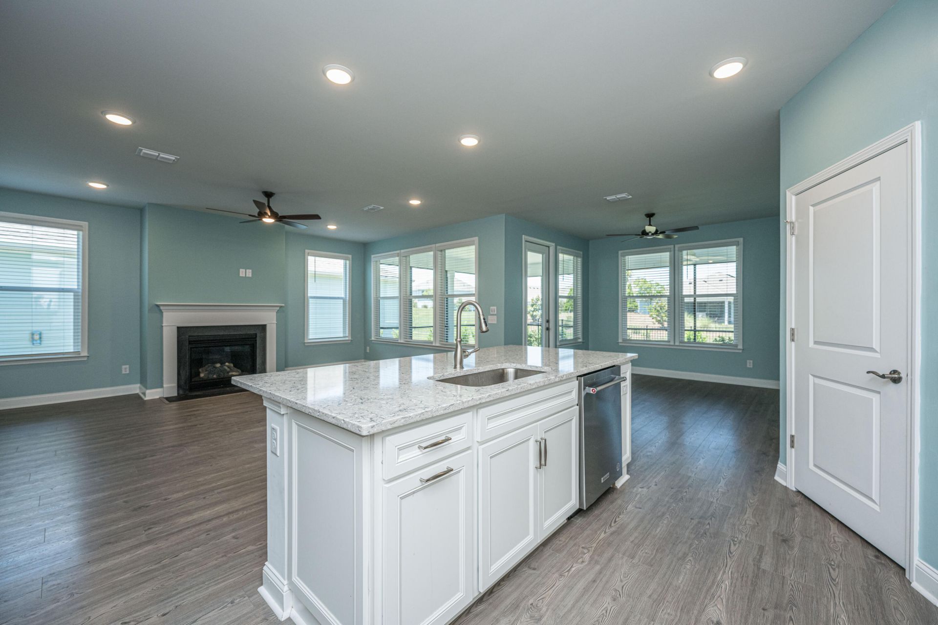 322 Autumn Azalea Way Photo 7