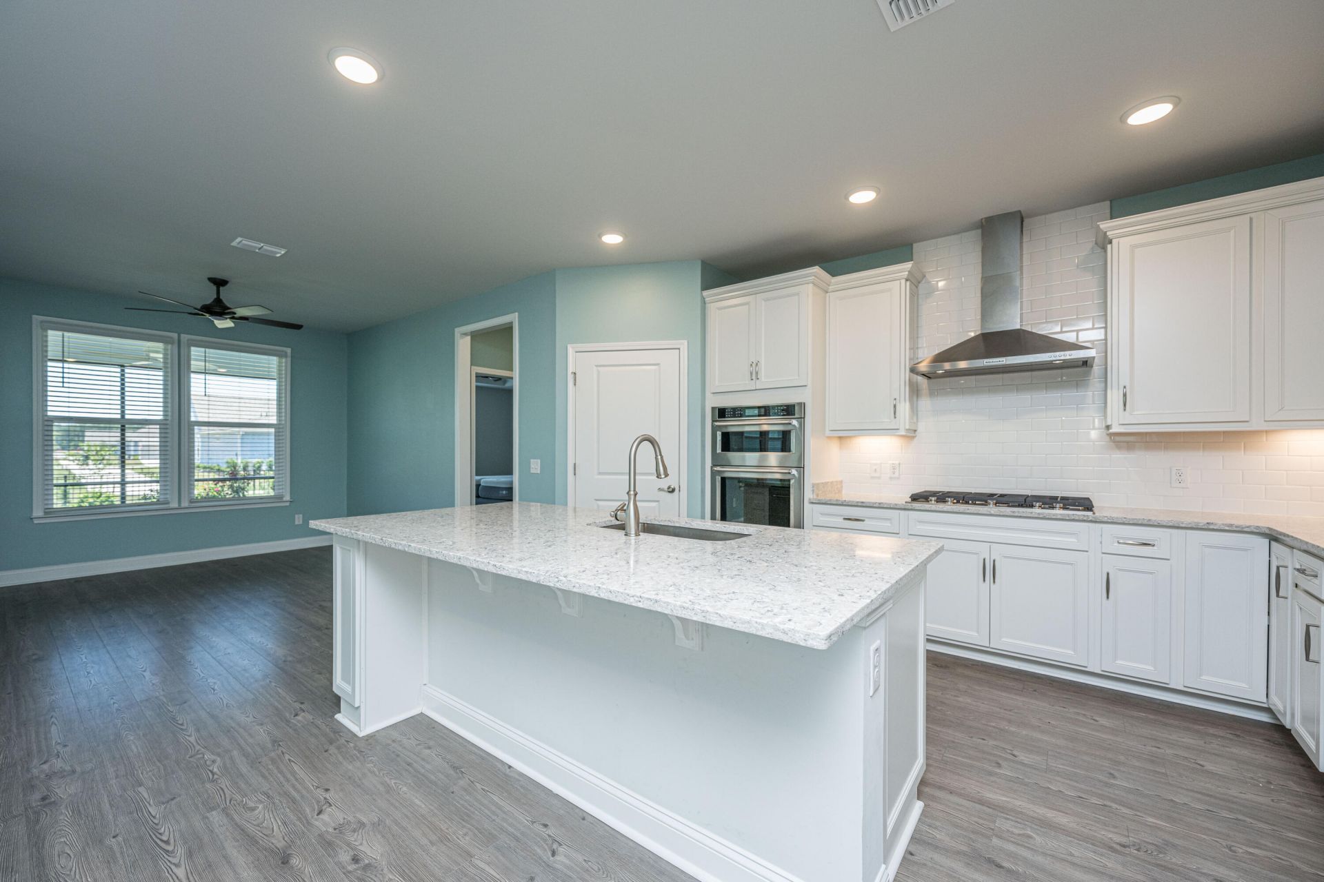 322 Autumn Azalea Way Photo 9