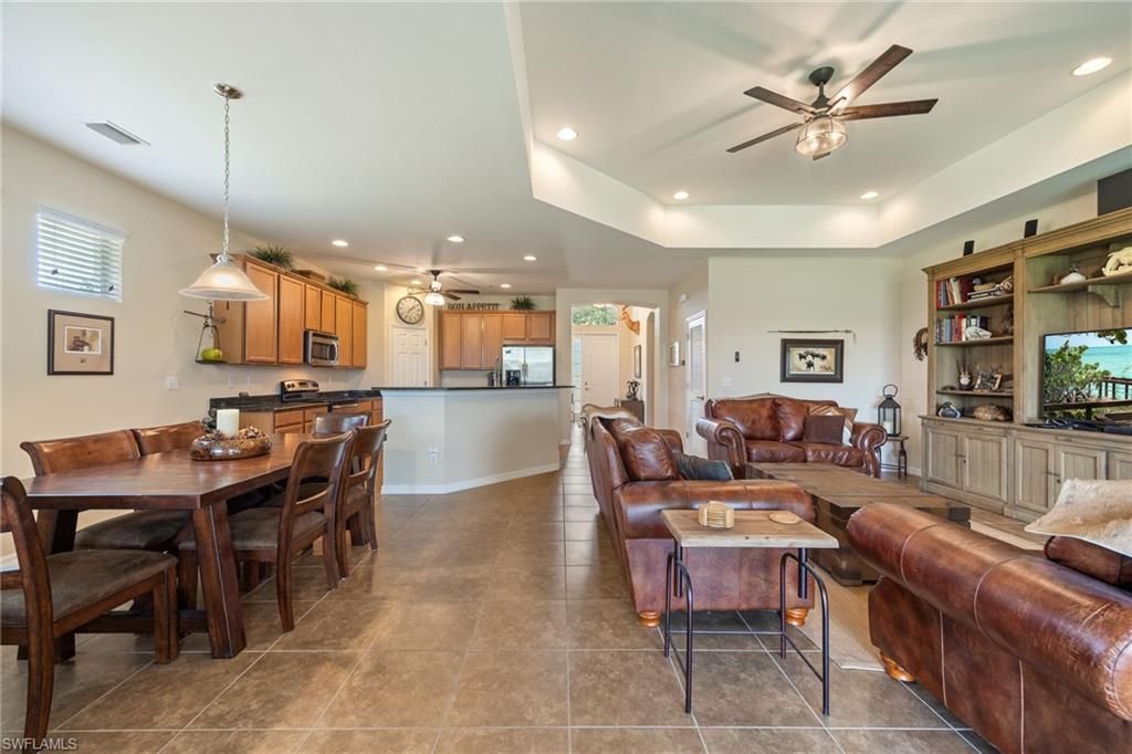 2466 Ashbury Cir , Cape Coral, FL 33991 Photo