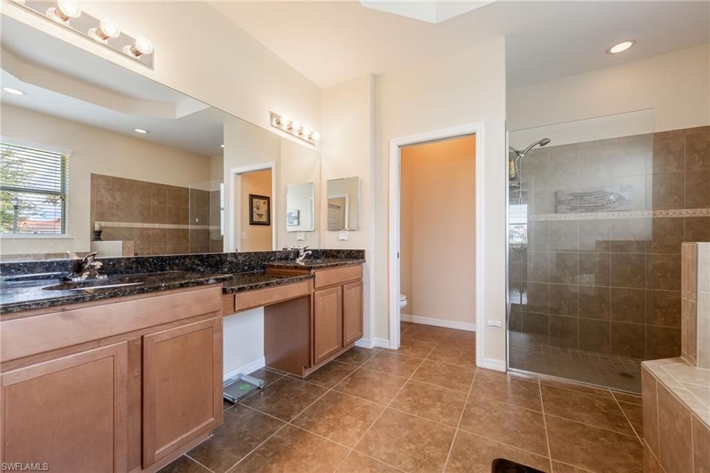 2466 Ashbury Cir , Cape Coral, FL 33991 Photo