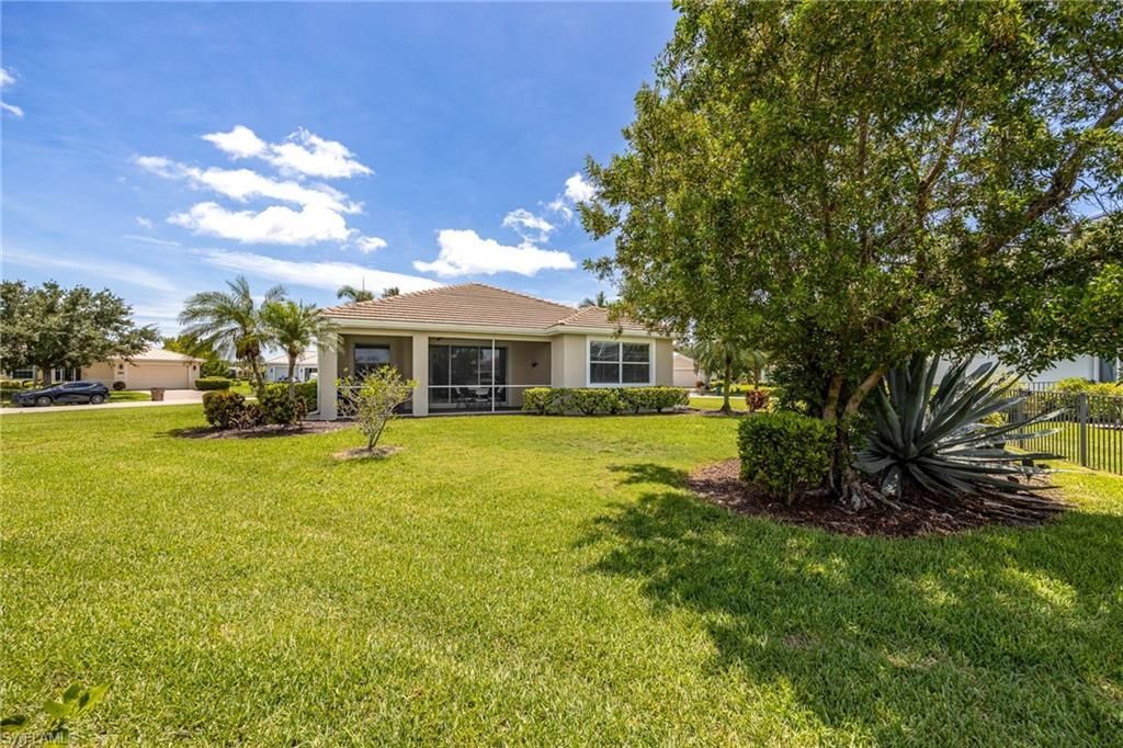 2466 Ashbury Cir , Cape Coral, FL 33991 Photo