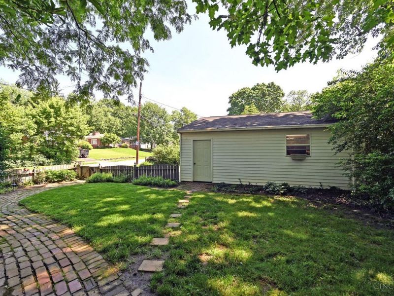 2590 Bonnie Drive, Cincinnati, OH 45230 Photo 40