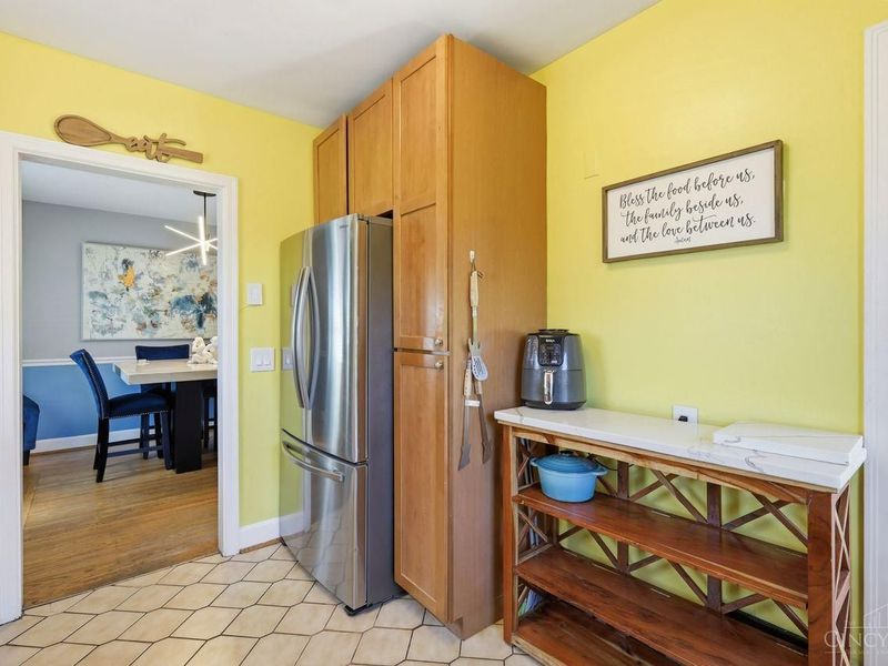 5651 Colerain Avenue, Cincinnati, OH 45239 Photo 10
