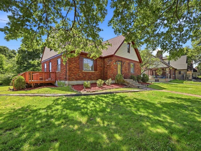 5651 Colerain Avenue, Cincinnati, OH 45239 Photo 3