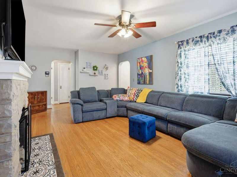 5651 Colerain Avenue, Cincinnati, OH 45239 Photo 5