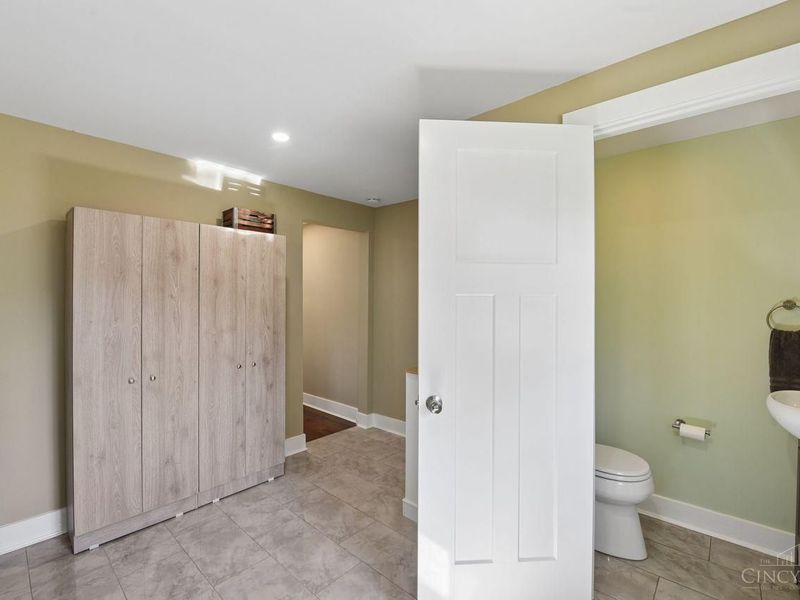 6056 Bardean Drive, West Chester, OH 45069 Photo 18