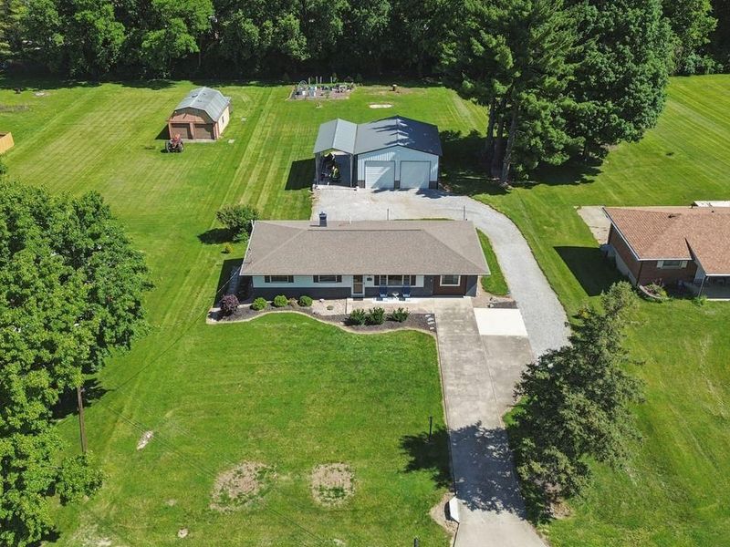 6056 Bardean Drive, West Chester, OH 45069 Photo 2