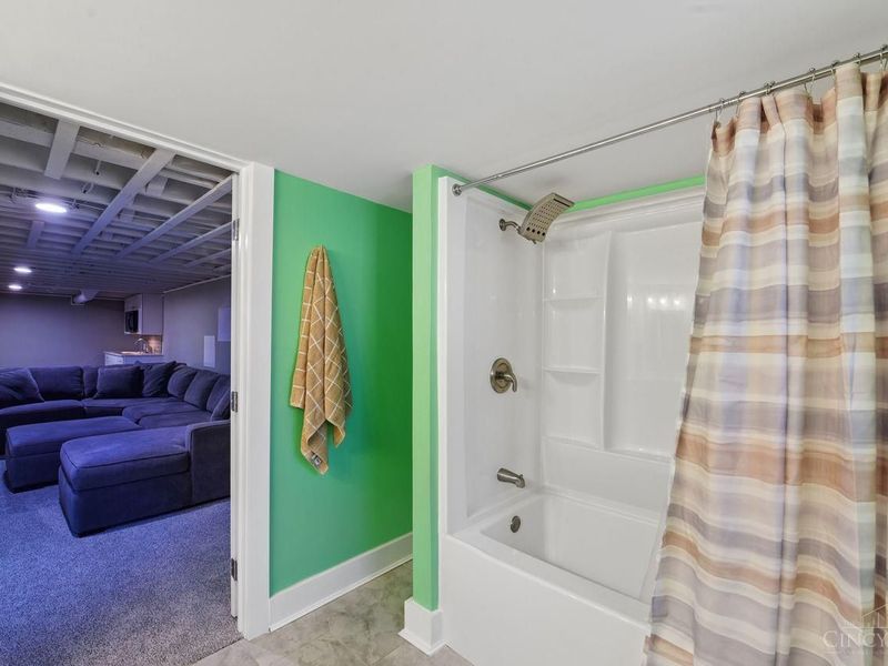 6056 Bardean Drive, West Chester, OH 45069 Photo 38