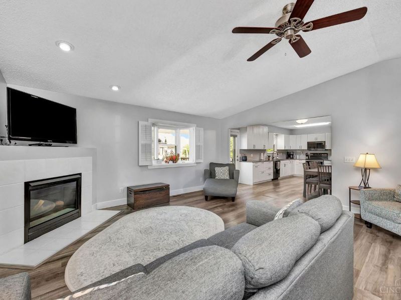 3783 Hickory View Drive, Fairfield Twp, OH 45011 Photo 7