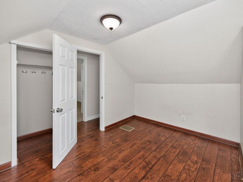 9520 West Avenue, Blue Ash, OH 45242 Photo 22
