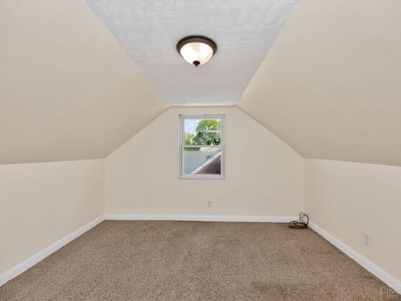9520 West Avenue, Blue Ash, OH 45242 Photo 26