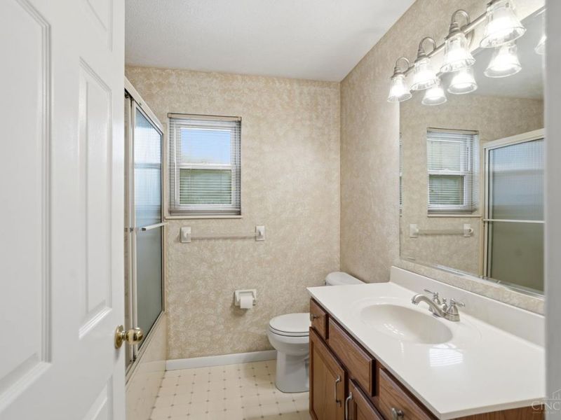 6272 Ryan Circle, Loveland, OH 45140 Photo 18