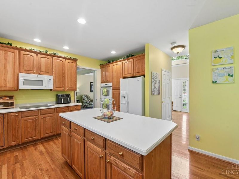 2287 Shimmering Bay Lane, Anderson Twp, OH 45244 Photo 14