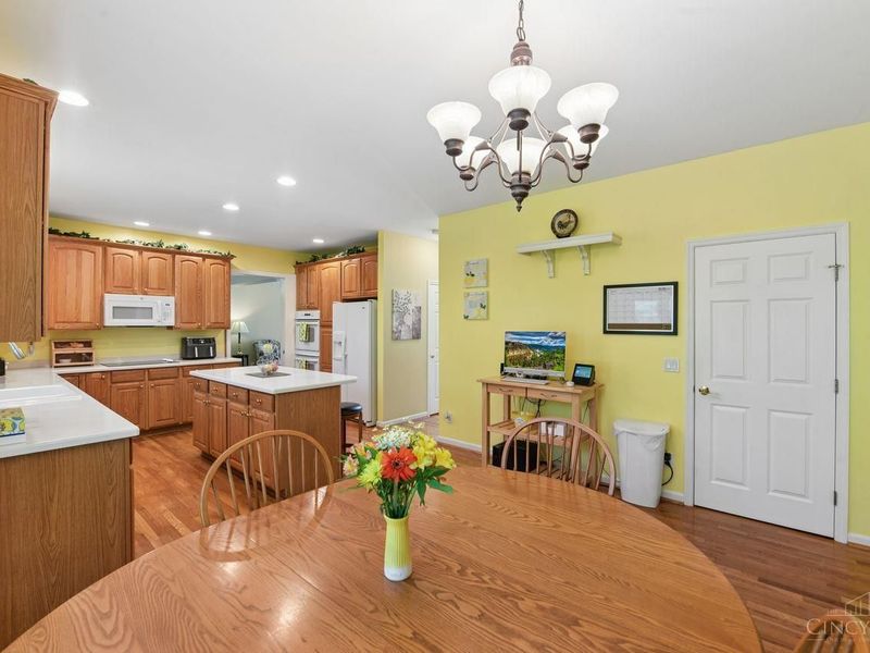2287 Shimmering Bay Lane, Anderson Twp, OH 45244 Photo 18
