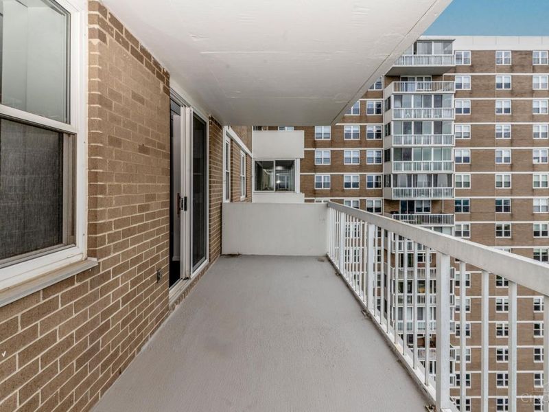 2444 Madison Road, Unit 1509, Cincinnati, OH 45208 Photo 14