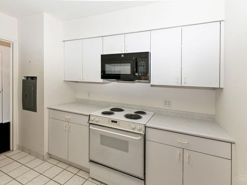 2444 Madison Road, Unit 1509, Cincinnati, OH 45208 Photo 21