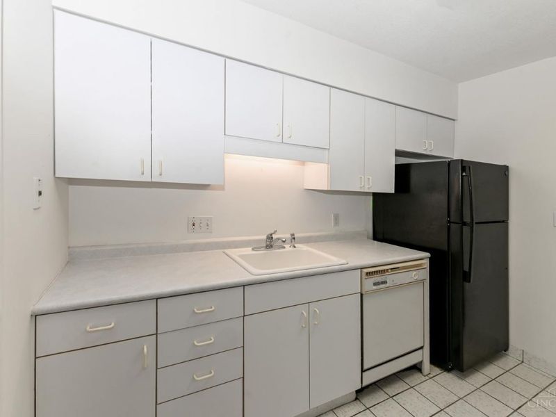 2444 Madison Road, Unit 1509, Cincinnati, OH 45208 Photo 21