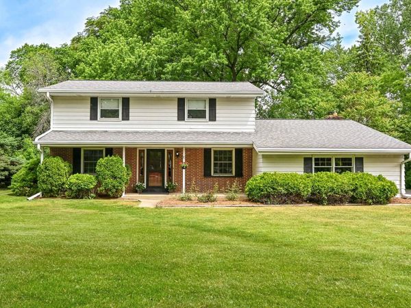 12780 Cardinal Crest DRIVE, Brookfield, WI 53005