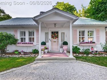 109 Wompole Drive, Clarkston, MI 48346