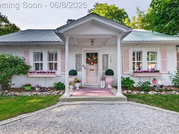 109 Wompole Drive, Clarkston, MI 48346