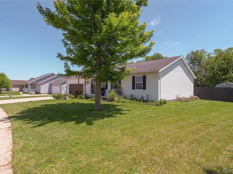 895 Riverbirch Road, Washington Court House, OH 43160 Photo 3
