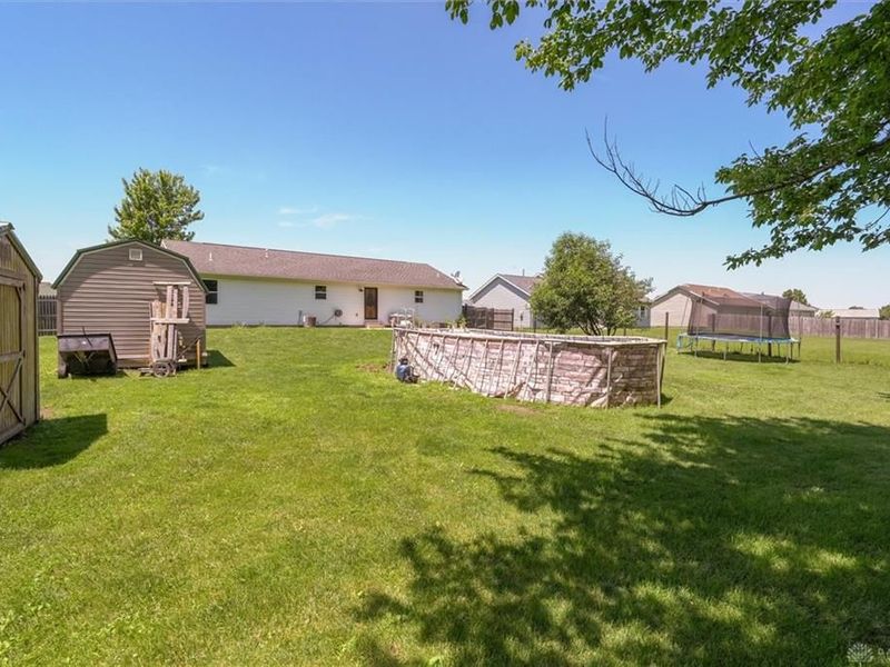 895 Riverbirch Road, Washington Court House, OH 43160 Photo 6
