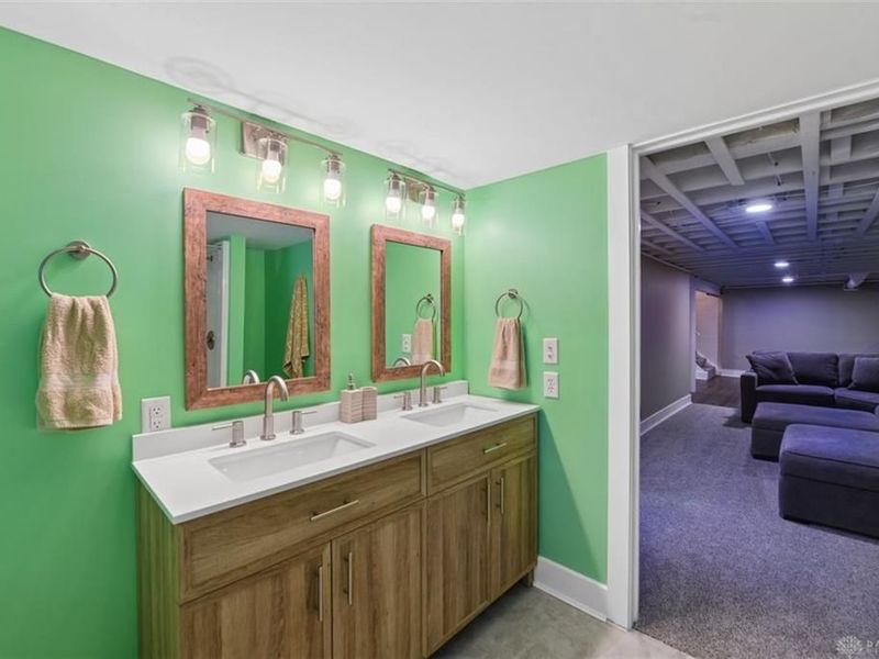 6056 Bardean Drive, West Chester, OH 45069 Photo 38