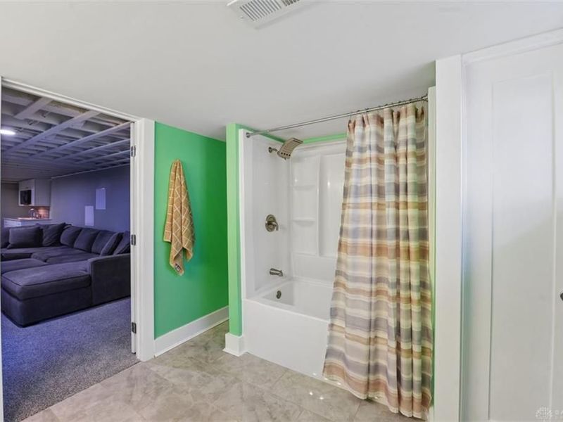 6056 Bardean Drive, West Chester, OH 45069 Photo 39