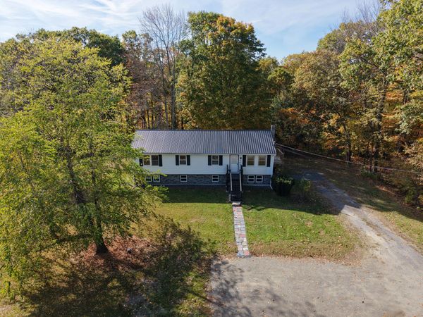 423 E River Road , Skowhegan, ME 04976