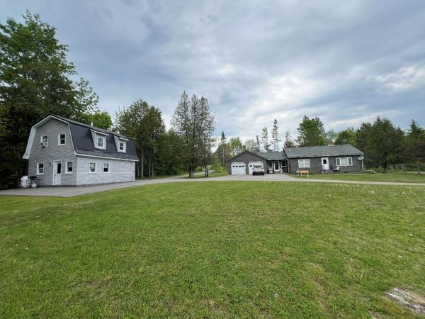 220 Kelly Hill Road , Stacyville, ME 04777