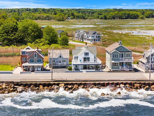 403 Webhannet Drive , Wells, ME 04090