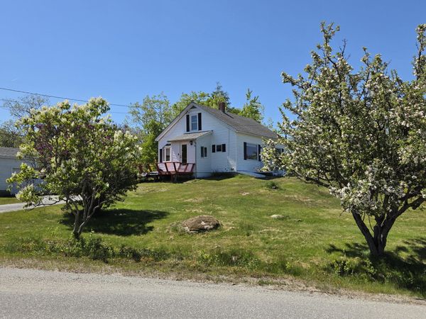 17 Cranberry Point Road , Gouldsboro, ME 04607