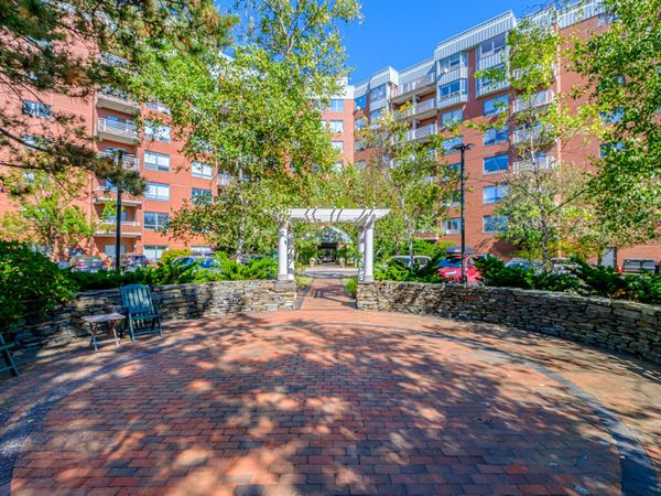 148 Breakwater Drive , Unit 320, South Portland, ME 04106