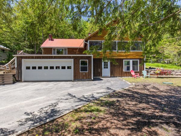 22 Heniger Park Road , Otisfield, ME 04270