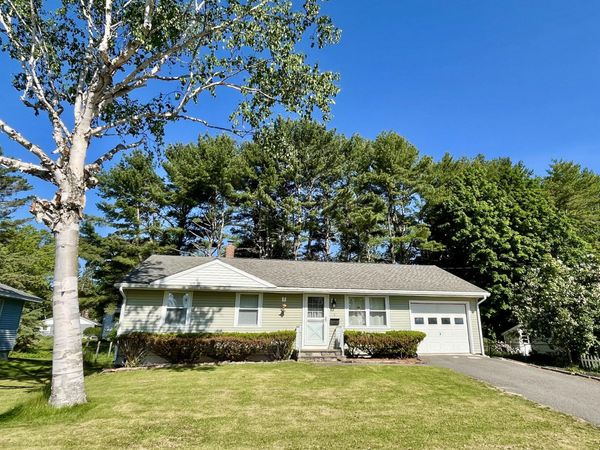 6 Glenwood Street , Orono, ME 04473