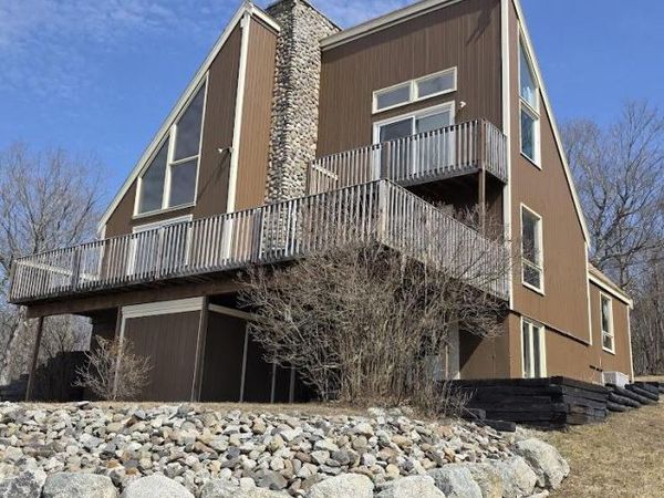 40 Skyline Drive , Holden, ME 04429