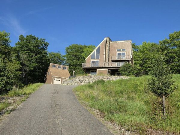 40 Skyline Drive, Holden, ME 04429