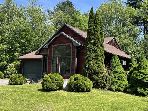 48 Hilltop Avenue , Lewiston, ME 04240