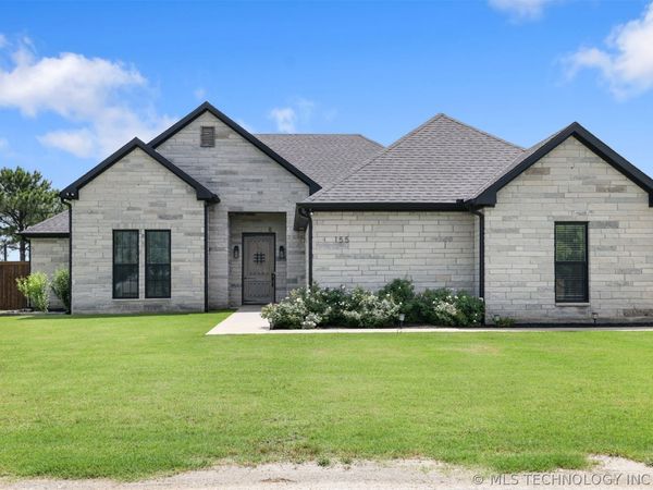 155 Riverbend Avenue , Calera, OK 74730