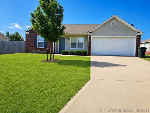 1109 W 24th Street N, Claremore, OK 74017