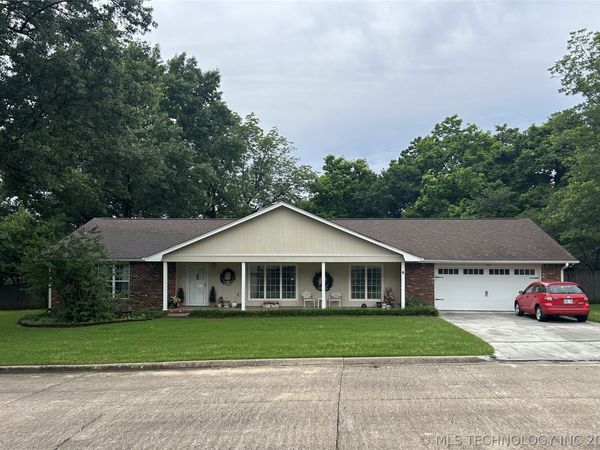 2221 Michael Road , Muskogee, OK 74403