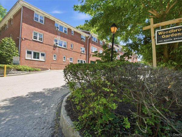 140 N Broadway , Unit O-2, Irvington, NY 10533