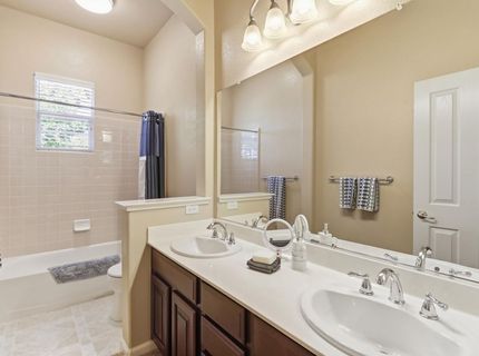 3762 Clubside Ln, Sacramento, CA 95835 Photo