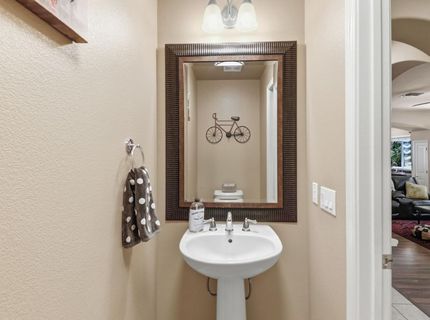 3762 Clubside Ln, Sacramento, CA 95835 Photo