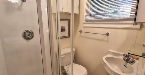 5100 San Francisco Blvd, Sacramento, CA 95820 Photo