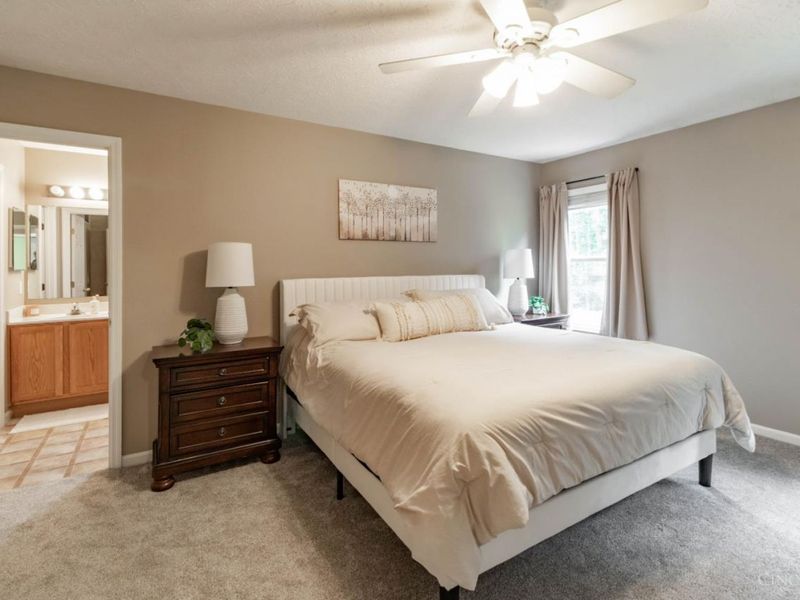 6048 Weber Oaks Drive, Miami Twp, OH 45140 Photo 20
