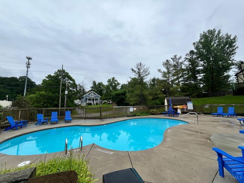 1247 Ebenezer Road, Unit 36, Delhi Twp, OH 45233 Photo 2