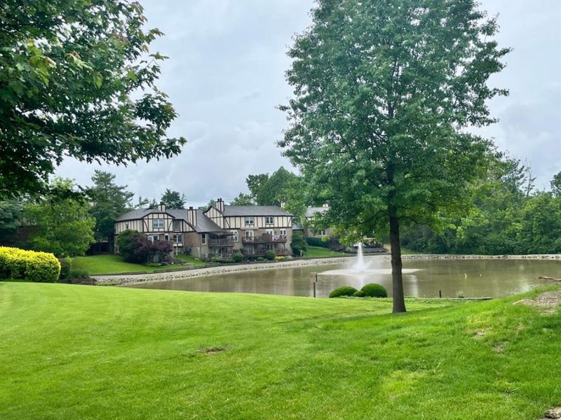 1247 Ebenezer Road, Unit 36, Delhi Twp, OH 45233 Photo 3